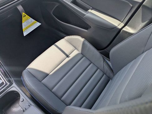 New 2026 Volkswagen Golf AWD/4WD image 17