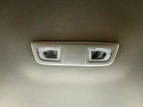 New 2026 GMC Sierra 1500 SLT w/ SLT Convenience Package image 59