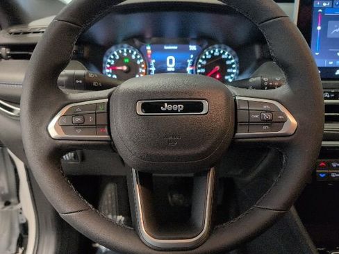 New 2026 Jeep Compass Latitude AWD/4WD image 15