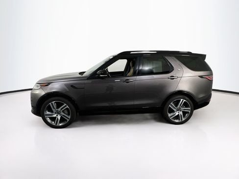 Used 2024 Land Rover Discovery Dynamic SE AWD/4WD image 8