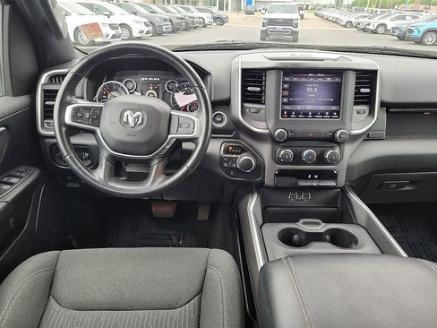 Used 2020 RAM 1500 Big Horn AWD/4WD image 10