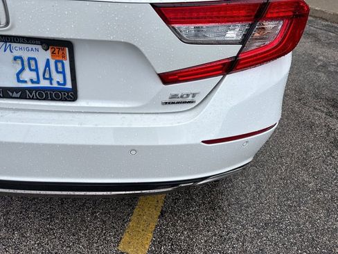 Used 2021 Honda Accord Touring image 6