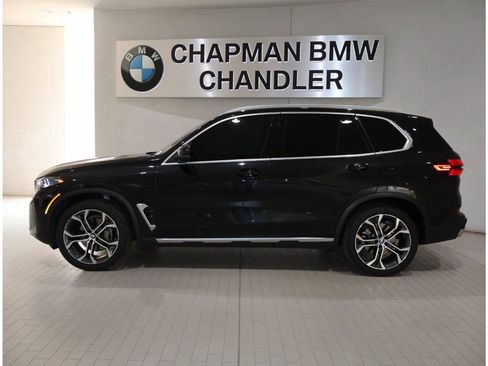 Used 2025 BMW X5 sDrive40i w/ Climate Comfort Package RWD image 3