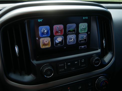 Used 2018 Chevrolet Colorado Z71 AWD/4WD image 34