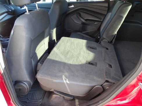 Used 2017 Ford Escape SE image 25