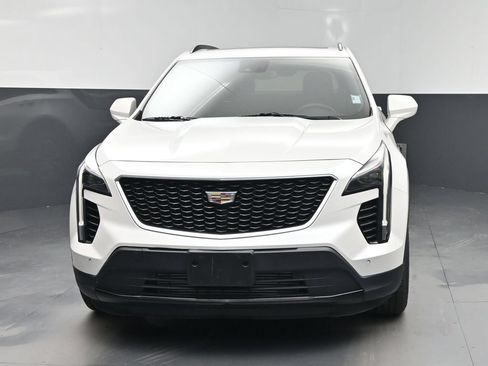 Used 2019 Cadillac XT4 Sport w/ Cold Weather Package FWD image 6