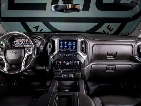 Used 2021 Chevrolet Silverado 1500 RST w/ All Star Edition Plus image 2