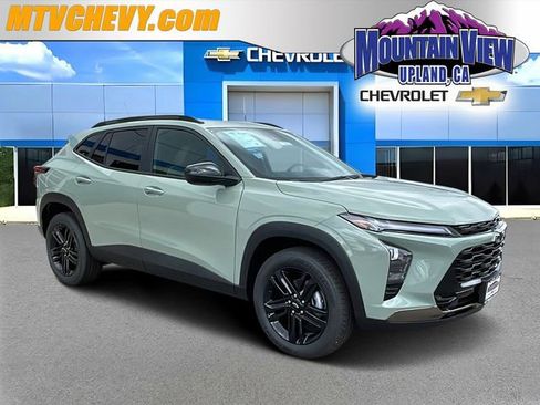 New 2026 Chevrolet Trax ACTIV FWD image 1