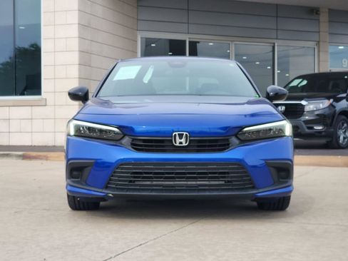 Certified 2023 Honda Civic Sport image 2