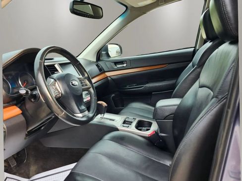 Used 2013 Subaru Outback 3.6R Limited AWD/4WD image 14