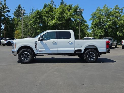Used 2023 Ford F350 Lariat w/ Lariat Ultimate Package AWD/4WD image 6
