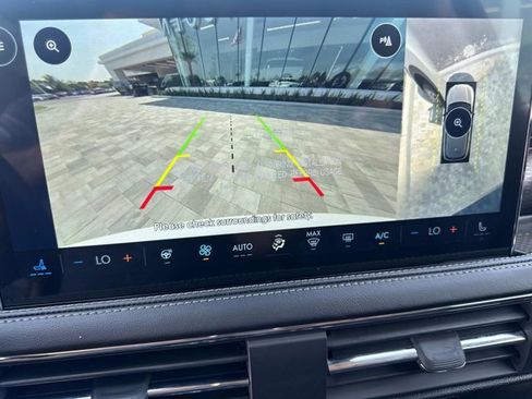 New 2025 Lincoln Corsair Reserve image 33