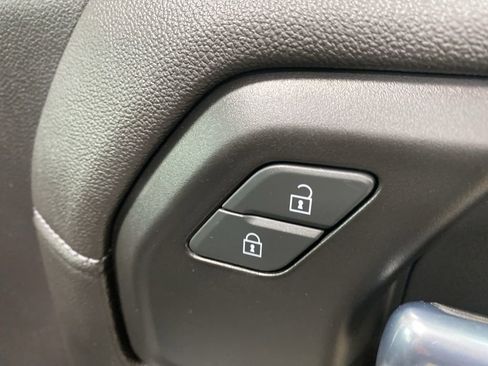 Used 2020 Chevrolet Silverado 1500 LT w/ All-Star Edition image 17