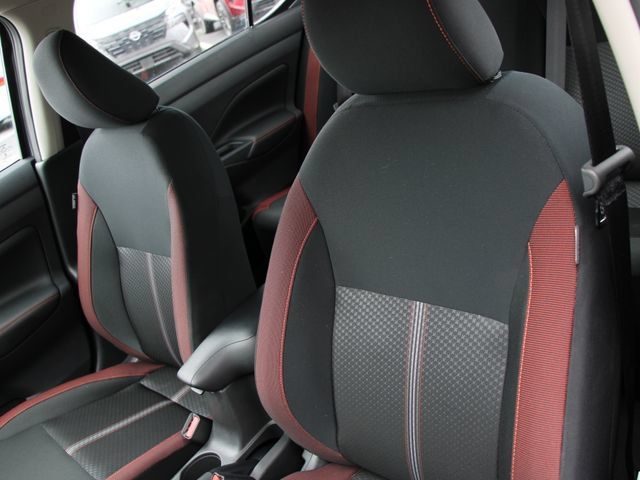 Certified 2025 Nissan Versa SR w/ Trunk Package FWD image 6