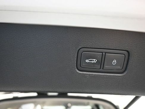 Used 2024 Genesis GV80 2.5T AWD/4WD image 9