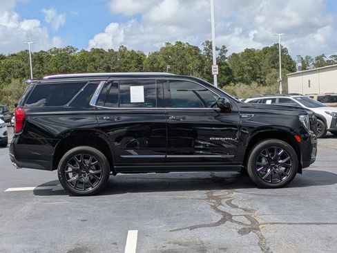 Used 2023 GMC Yukon Denali Ultimate AWD/4WD image 4