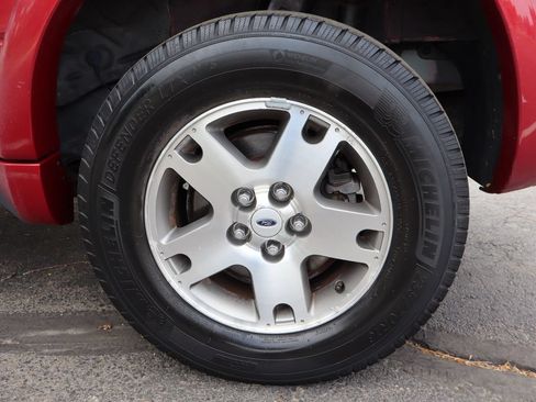 Used 2005 Ford Escape Limited AWD/4WD image 41