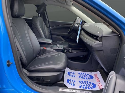 Used 2022 Ford Mustang Mach-E Premium image 40
