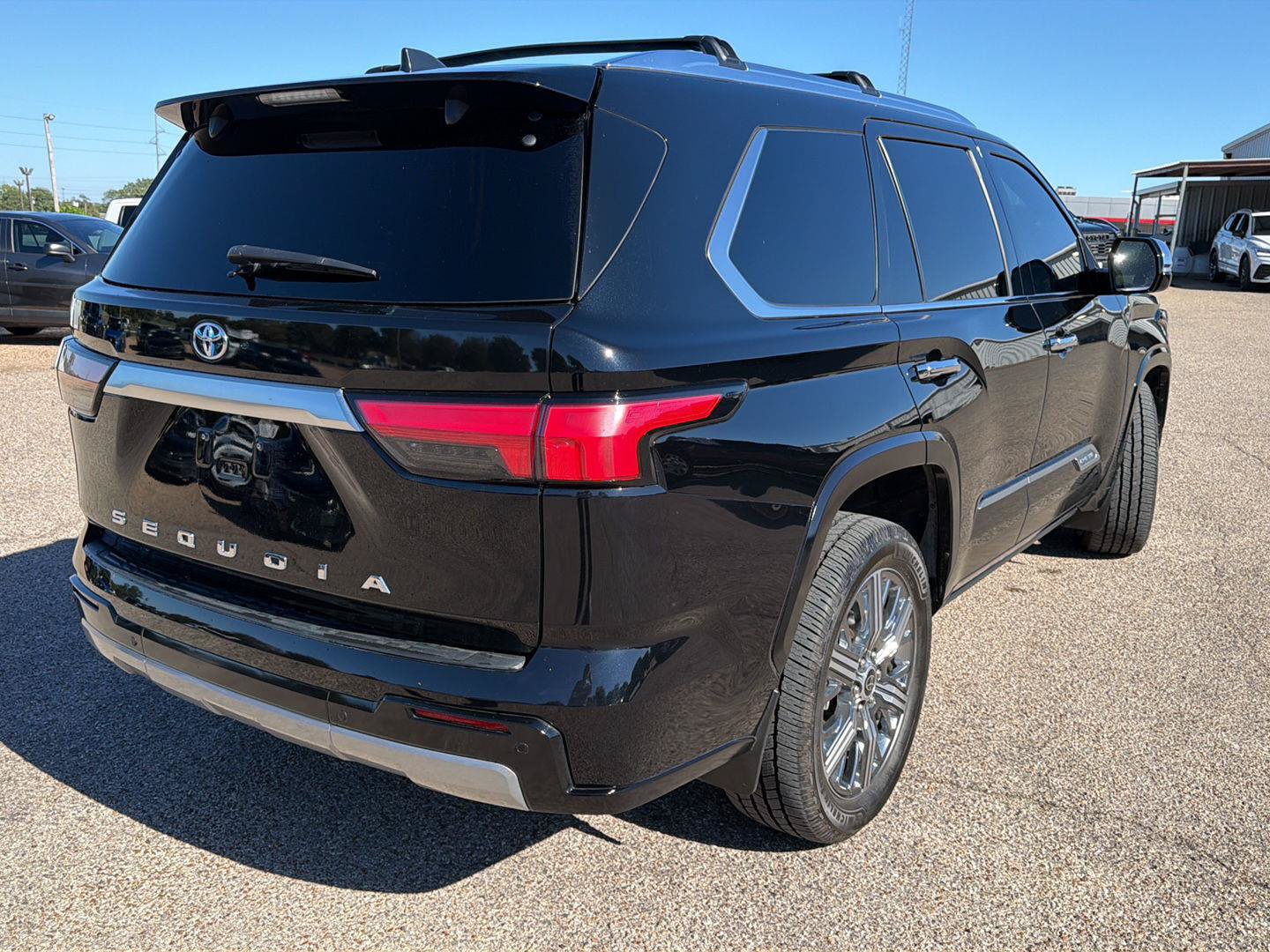 Certified 2024 Toyota Sequoia Capstone AWD/4WD image 7
