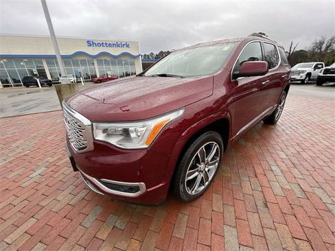 Used 2018 GMC Acadia Denali w/ Technology Package image 25