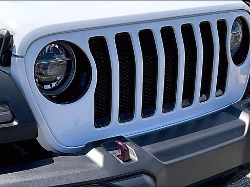 Used 2021 Jeep Wrangler Unlimited Sport AWD/4WD image 28