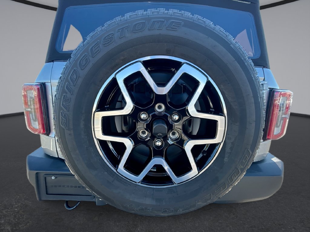 Used 2022 Ford Bronco Outer Banks AWD/4WD image 17