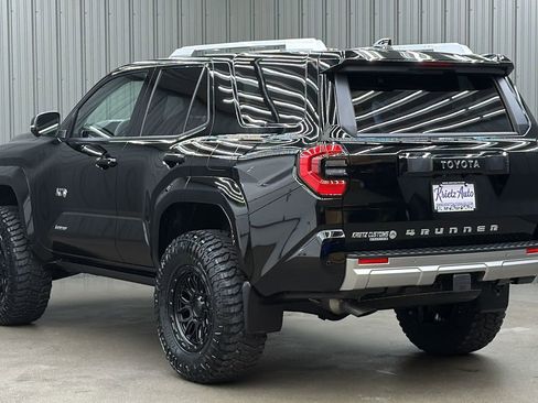 Used 2026 Toyota 4Runner Limited w/ Tow Technology Package AWD/4WD image 3