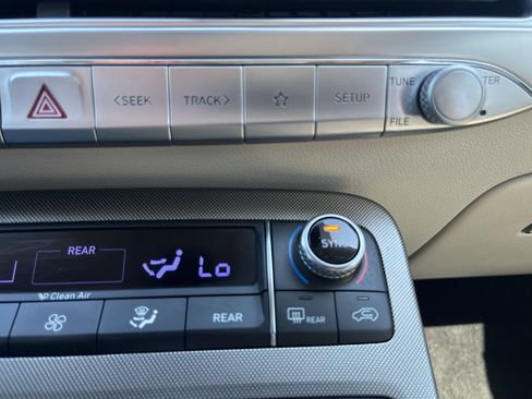 Used 2020 Hyundai Palisade Limited FWD image 24