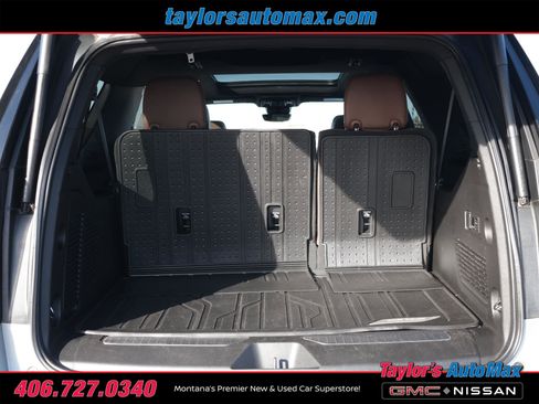 Used 2024 Chevrolet Suburban High Country image 44