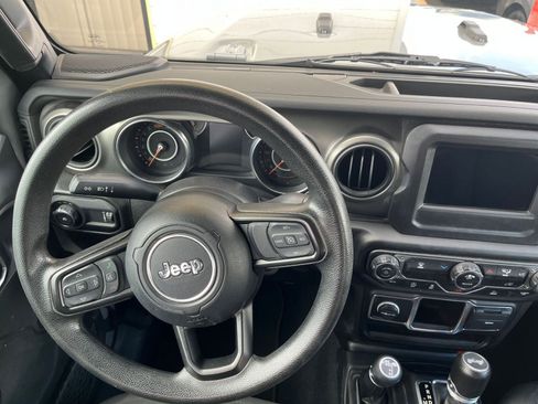 Used 2023 Jeep Wrangler Sport image 33