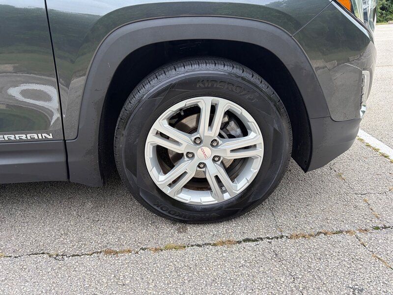 Used 2019 GMC Terrain SLE w/ Driver Convenience Package FWD image 25