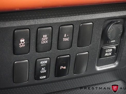 Used 2013 Toyota FJ Cruiser 4WD w/ Upgrade Pkg image 29