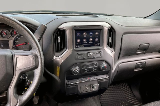 Used 2022 Chevrolet Silverado 1500 Custom AWD/4WD image 9