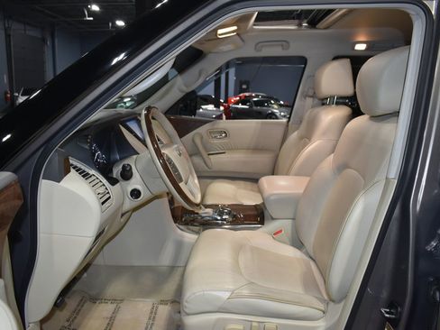 Used 2016 INFINITI QX80 Luxe w/ 22" Wheel Package image 13