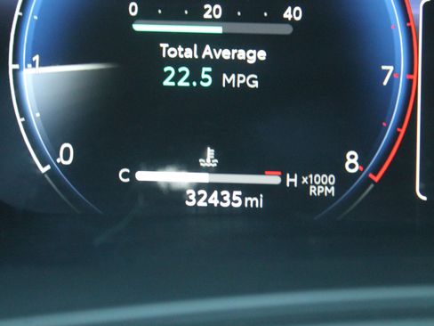 Used 2024 Toyota Grand Highlander AWD image 8