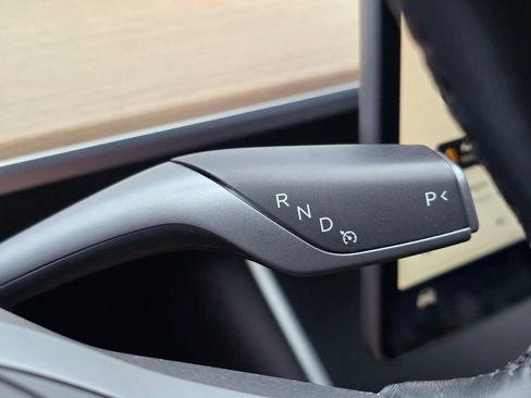 Used 2018 Tesla Model 3 Long Range image 31