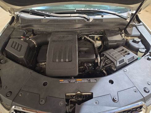 Used 2013 Chevrolet Equinox LT FWD image 17