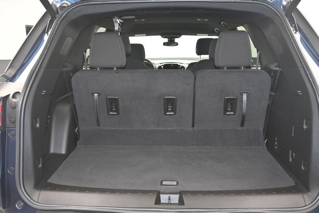 Certified 2023 Chevrolet Traverse LT w/ LPO, Floor Liner Package AWD/4WD image 15