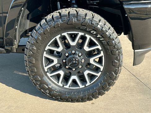 Used 2025 RAM 2500 Limited image 10