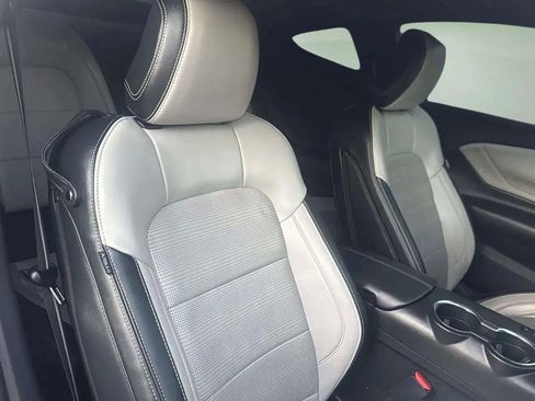 Used 2024 Ford Mustang GT Premium image 14