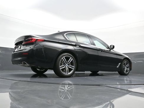 Used 2022 BMW 530i xDrive w/ Convenience Package image 27