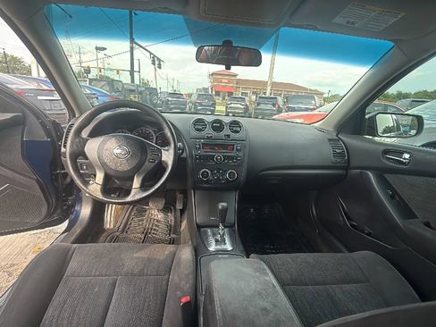 Used 2012 Nissan Altima 2.5 S FWD image 17