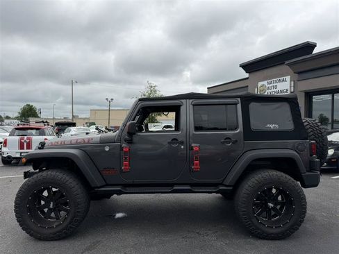 Used 2017 Jeep Wrangler Unlimited Sport w/ Quick Order Package 24S AWD/4WD image 3