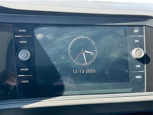 Used 2021 Volkswagen Jetta SEL Premium image 14