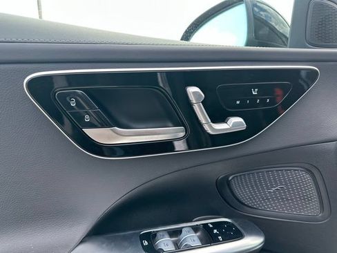 New 2026 Mercedes-Benz C 300 4MATIC Sedan image 12