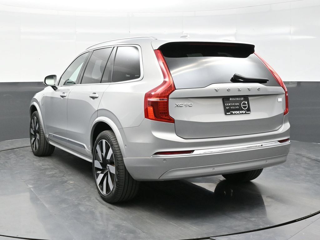 Used 2023 Volvo XC90 T8 Ultimate AWD/4WD image 5