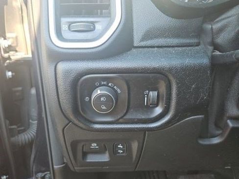 Used 2020 RAM 1500 Big Horn image 7