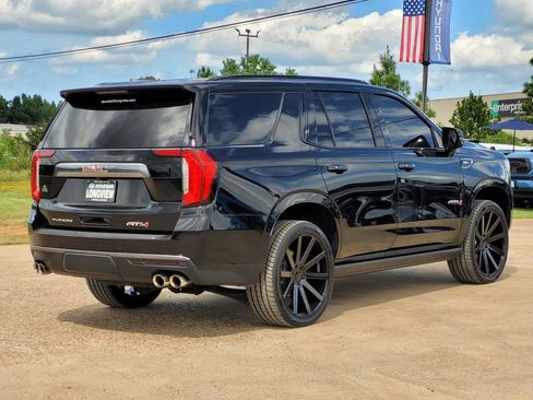 Used 2022 GMC Yukon AT4 image 4