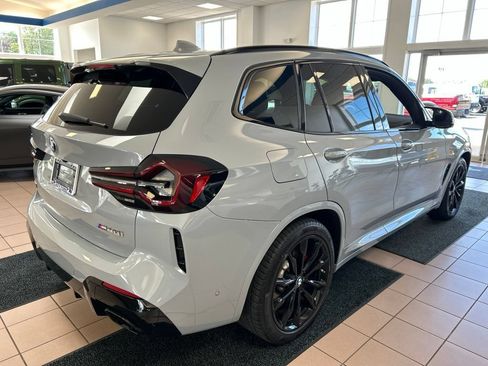 Used 2022 BMW X3 M40i AWD/4WD image 5