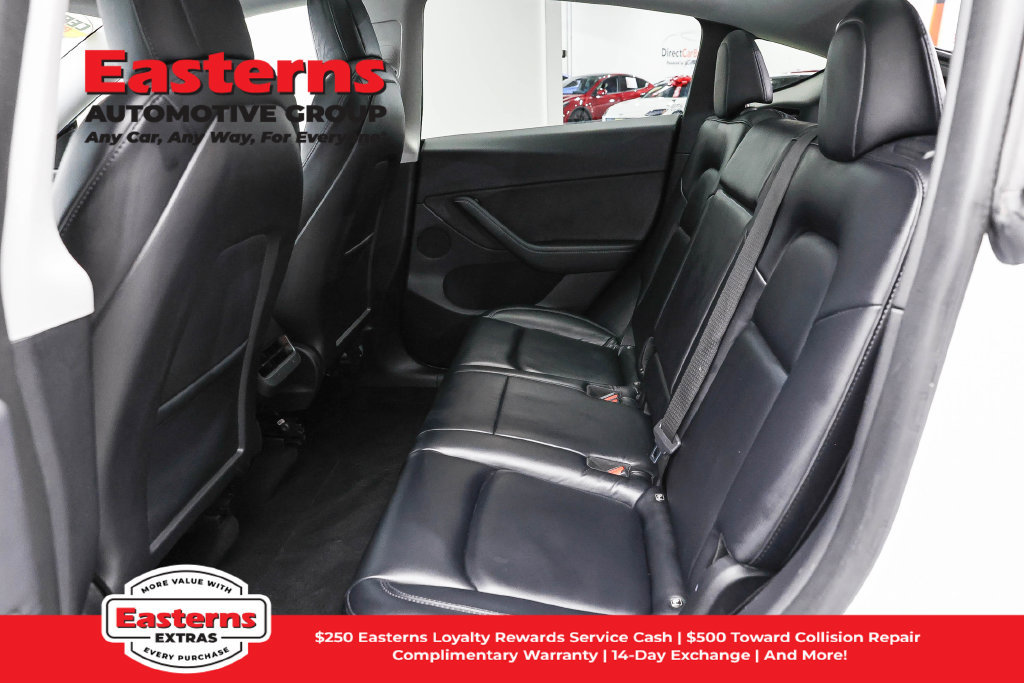 Used 2022 Tesla Model Y Long Range AWD/4WD image 17